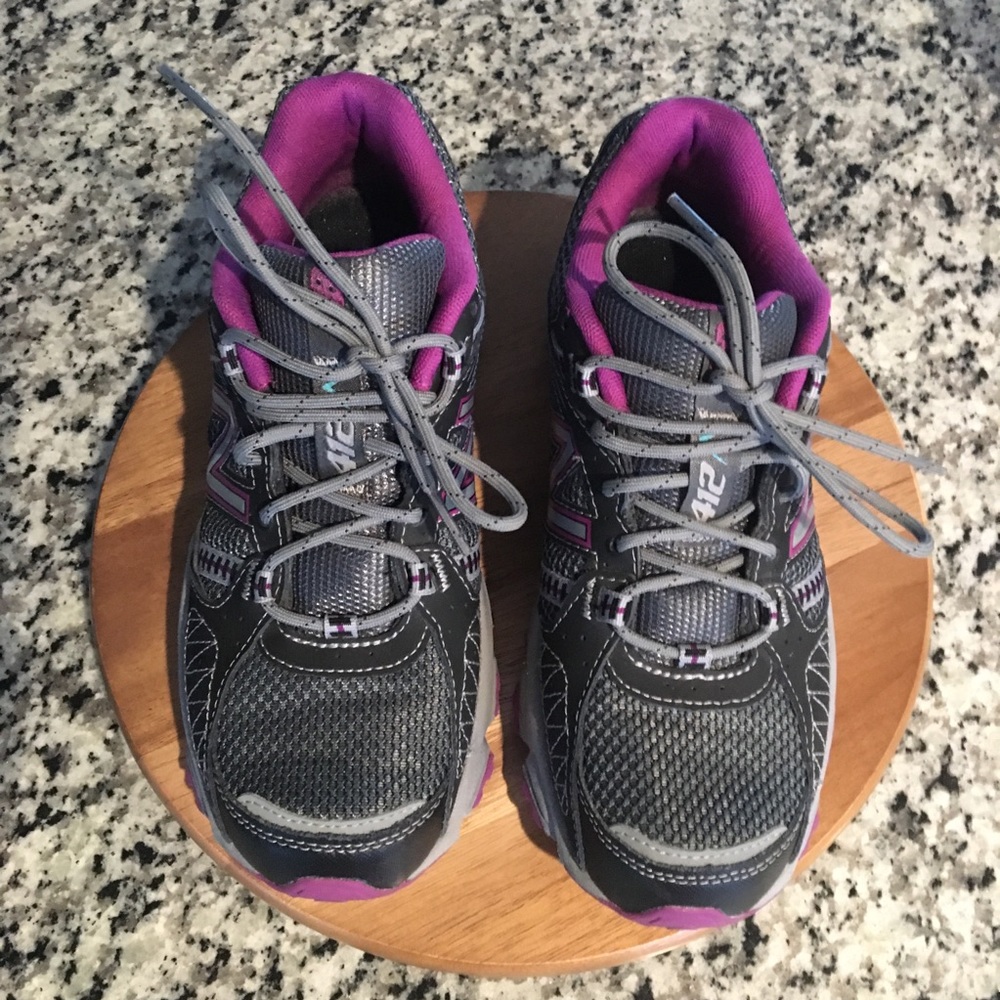 ❌SOLD❌New Balance Athletic shoes - Picture 2 of 6